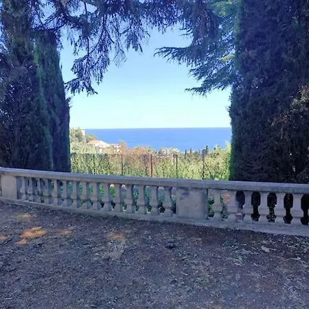 Magnifique Studio Dans De Luxe A *